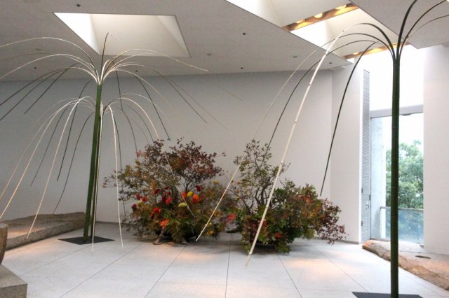 「草月流家元 勅使河原茜、おもいをいける。」動画公開!