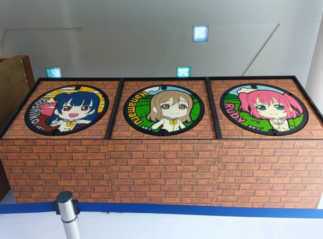 ラブライブ！サンシャイン‼のオリジナルマンホールの設置場所を変更しました！