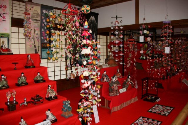 桃の節句ひな飾り