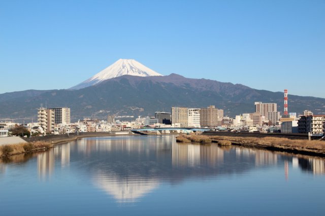 沼津市からの富士山を見てみよう！富士山写真展開催中！