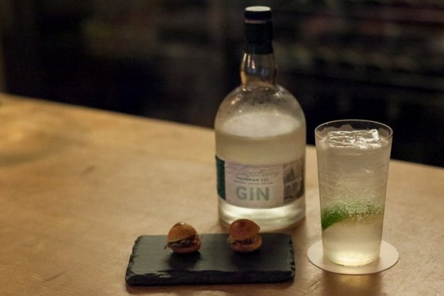 【東京発】仕事終わりに沼津へ！1泊2日大人のバー巡りと沼津港グルメを満喫コース