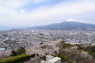 香貫山