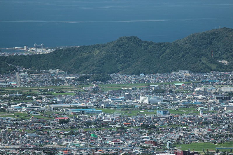 横山