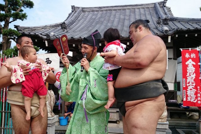 こんぴら祭・奉納泣き相撲大会＆稚児行列