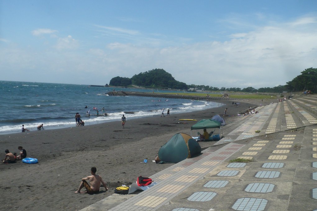 島郷海水浴場 見る 遊ぶ 沼津市公式観光サイト 沼津観光ポータル