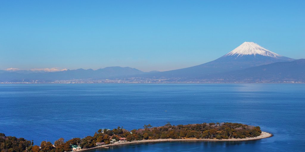 大瀬崎と富士山