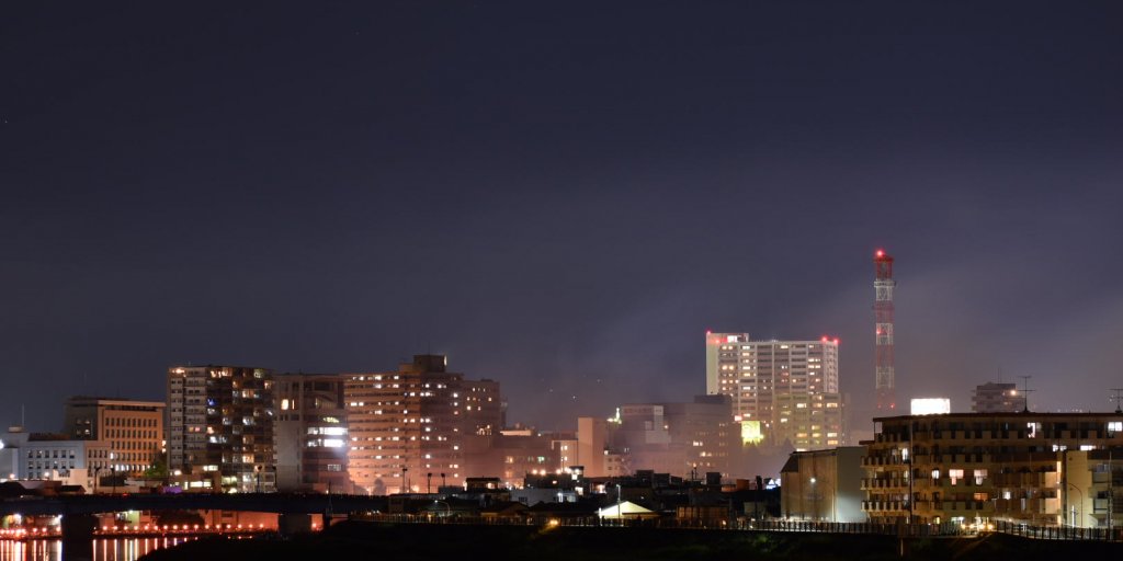 花火が終わった後の夜景も美しいです